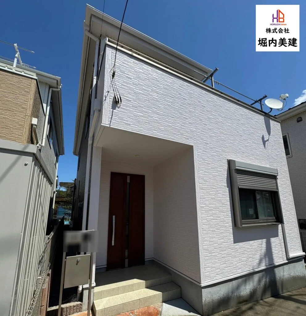 [船橋市貝塚町] ペールピンク×ブラウンのスタイリッシュな外壁塗装