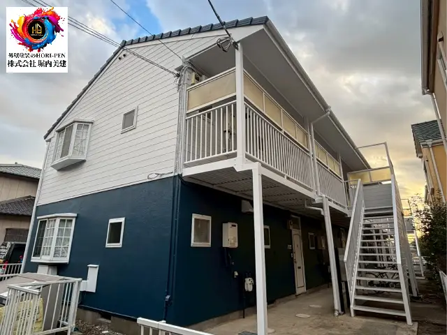 【船橋市七林町】ネイビー×ホワイトのツートンカラーの外壁塗装
